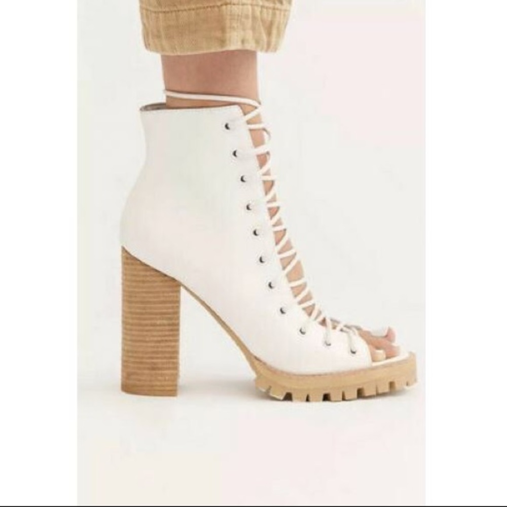 NWOT/B Free People xJeffrey Campbell Palermo Heels